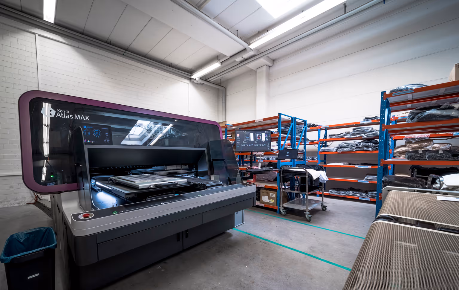 Die Kornit Atlas Max in der MarketPrint Produktion.
